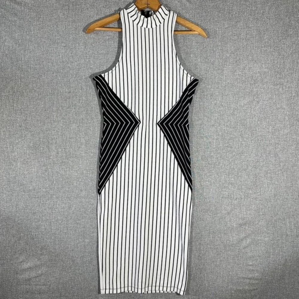 Black and white striped‎ bodycon dress 2010's vibe